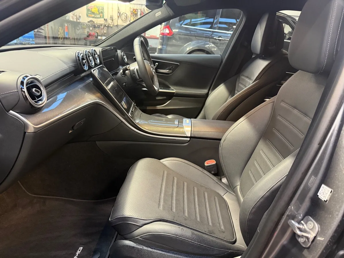 2024 Mercedes C200 AMG Line 9G-Tronic 1.5i [200] - Image 3