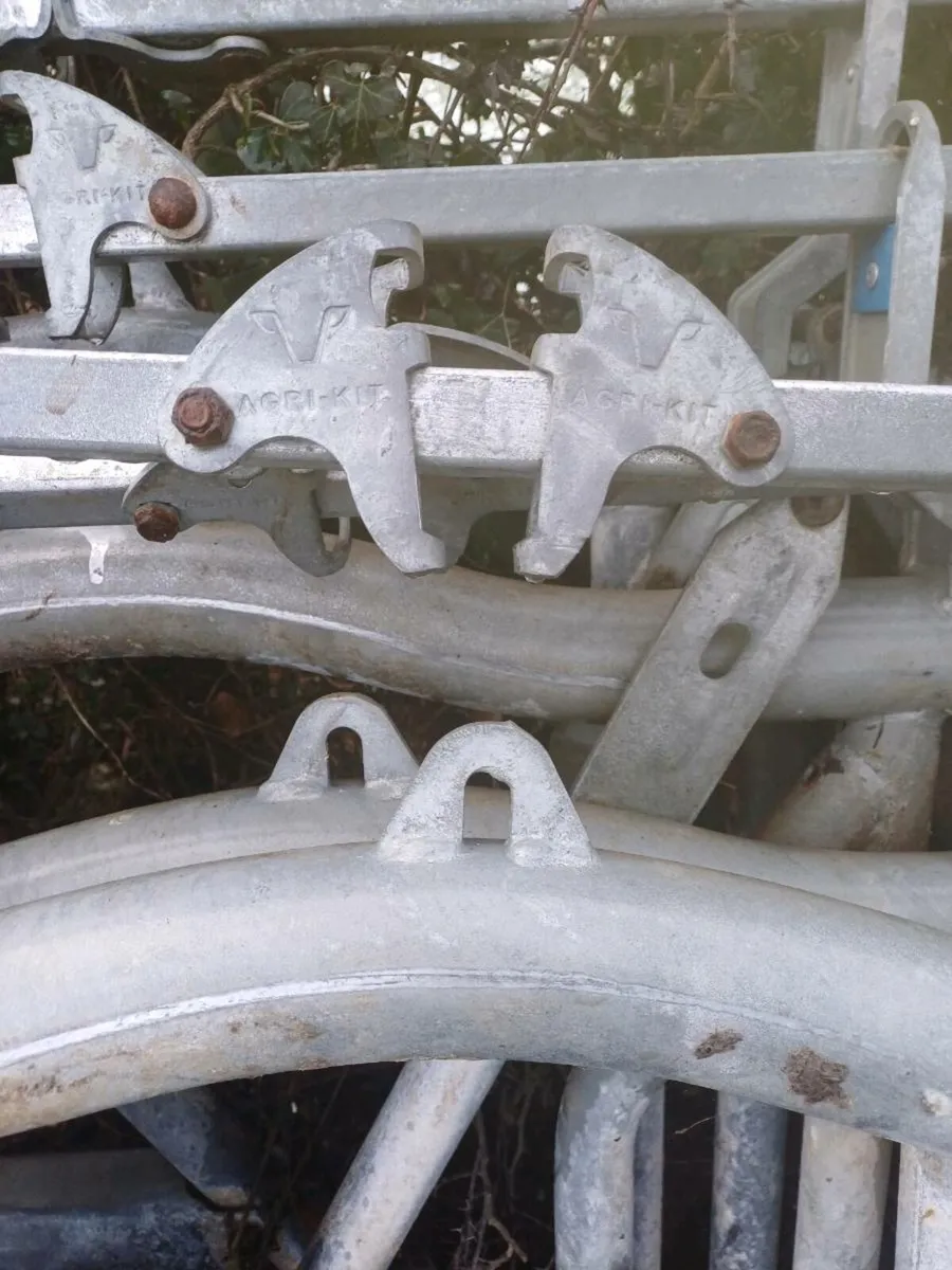 self locking head yokes - Image 3