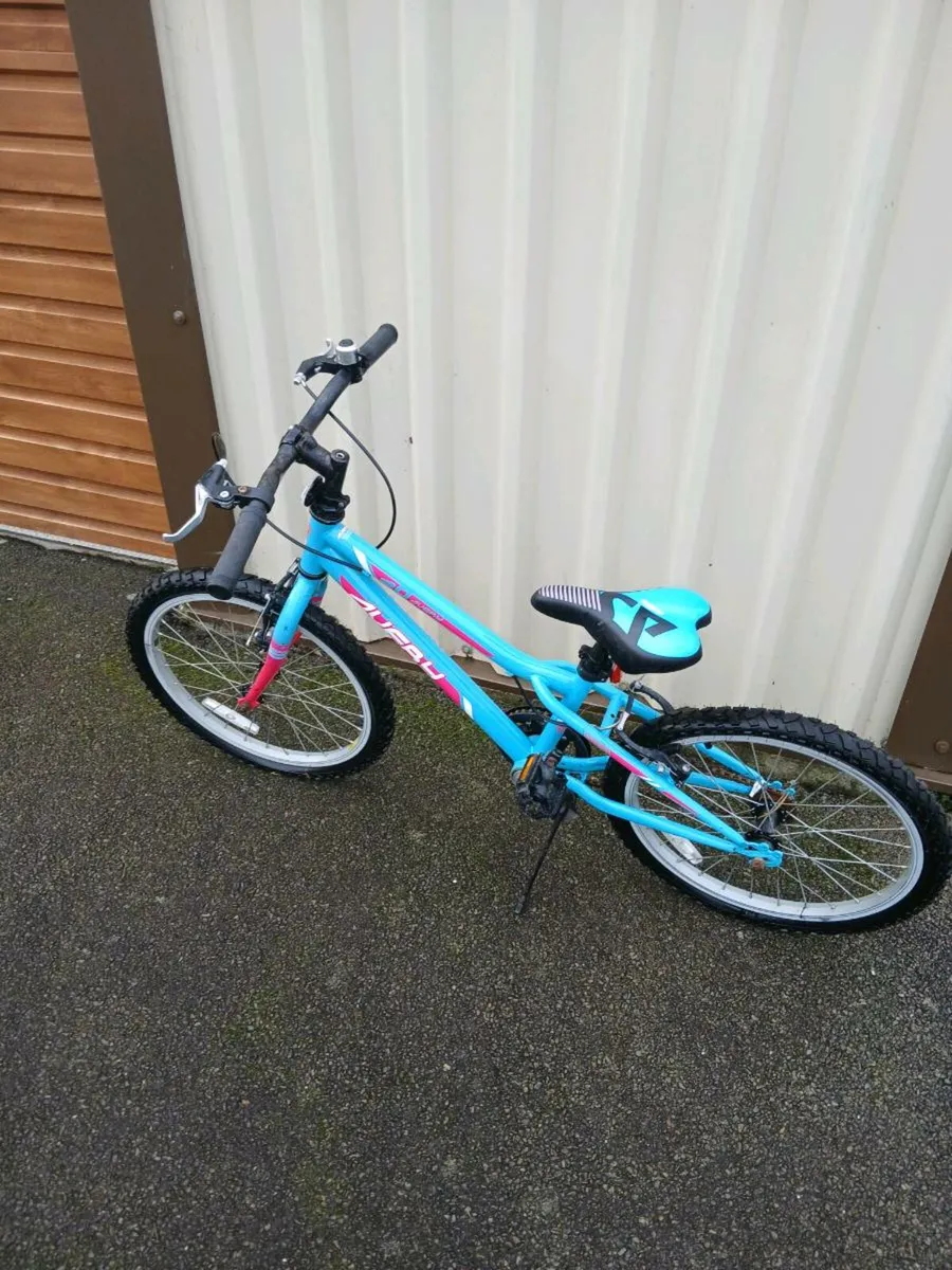 Girls bike - Image 2