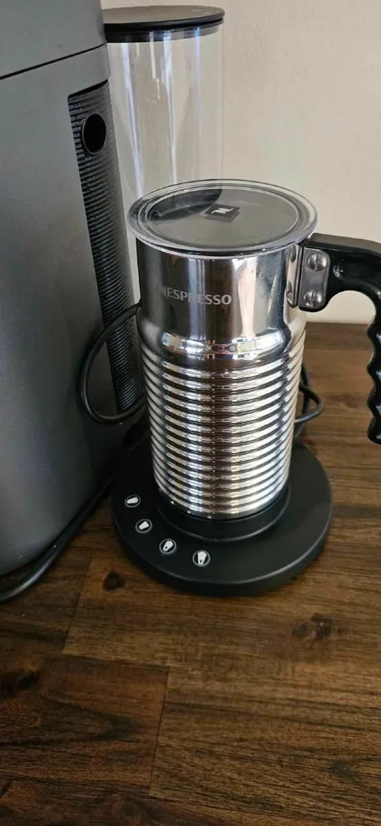 Nespresso coffee machine and milk frother - Image 2