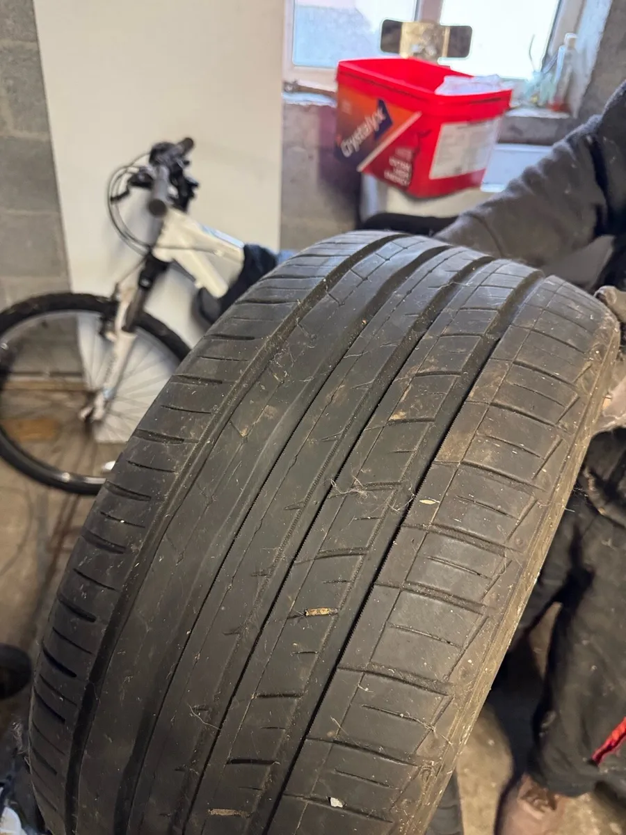 19” Tyres - Image 2