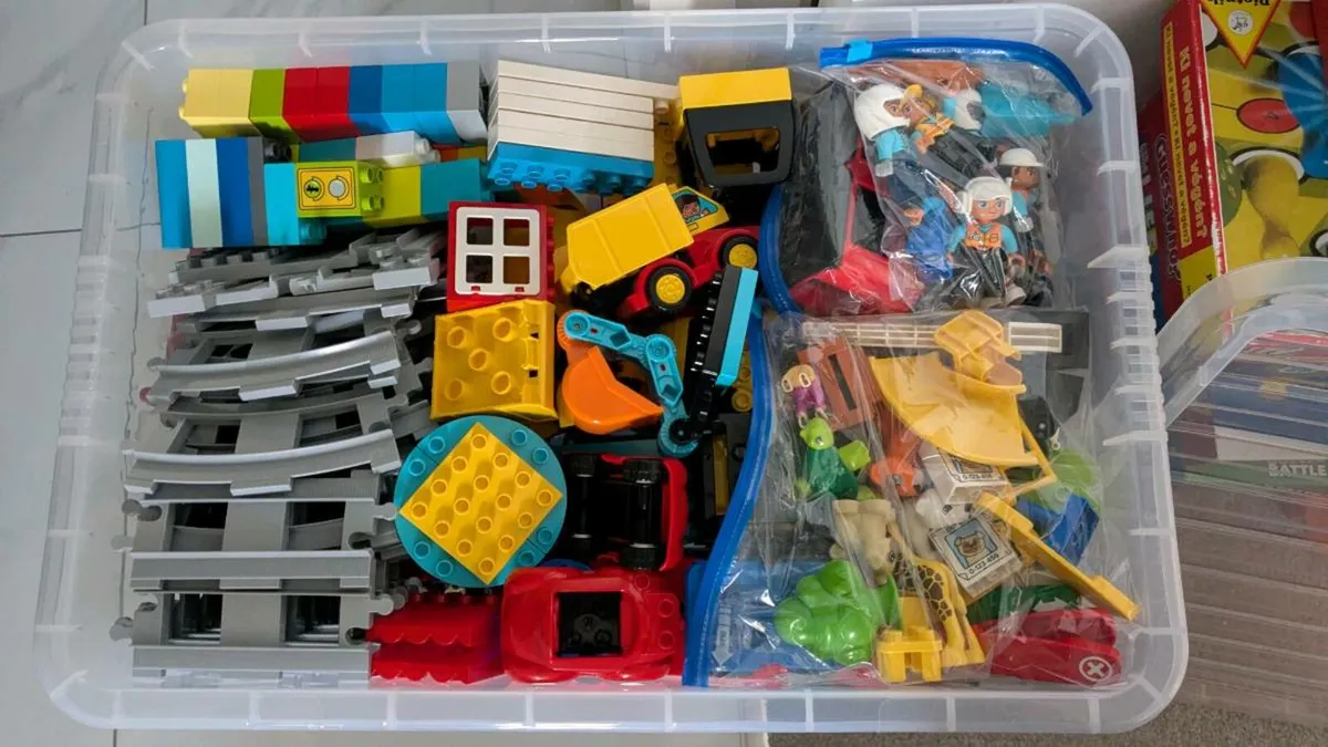 Lego Duplo train set plus more - Image 1