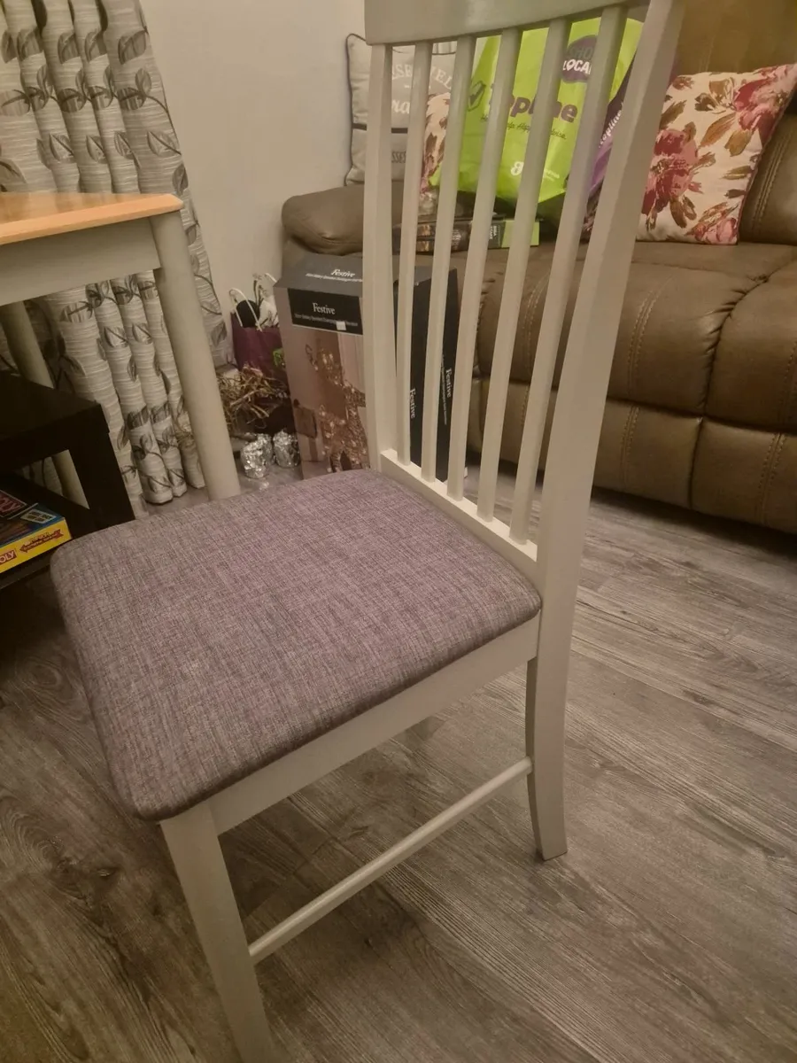 Table & 4 Chairs - Image 4