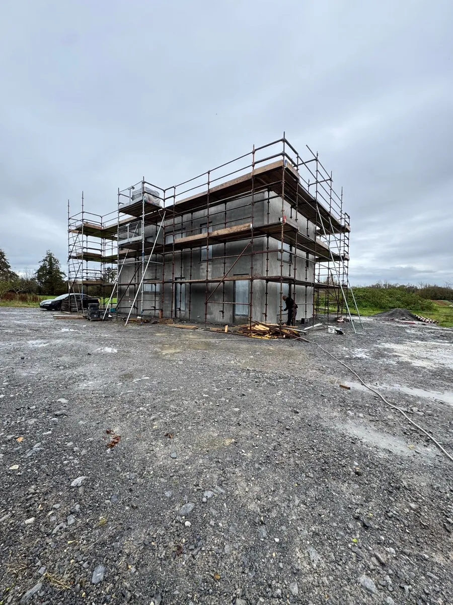 Plastering Contractor available - Image 1