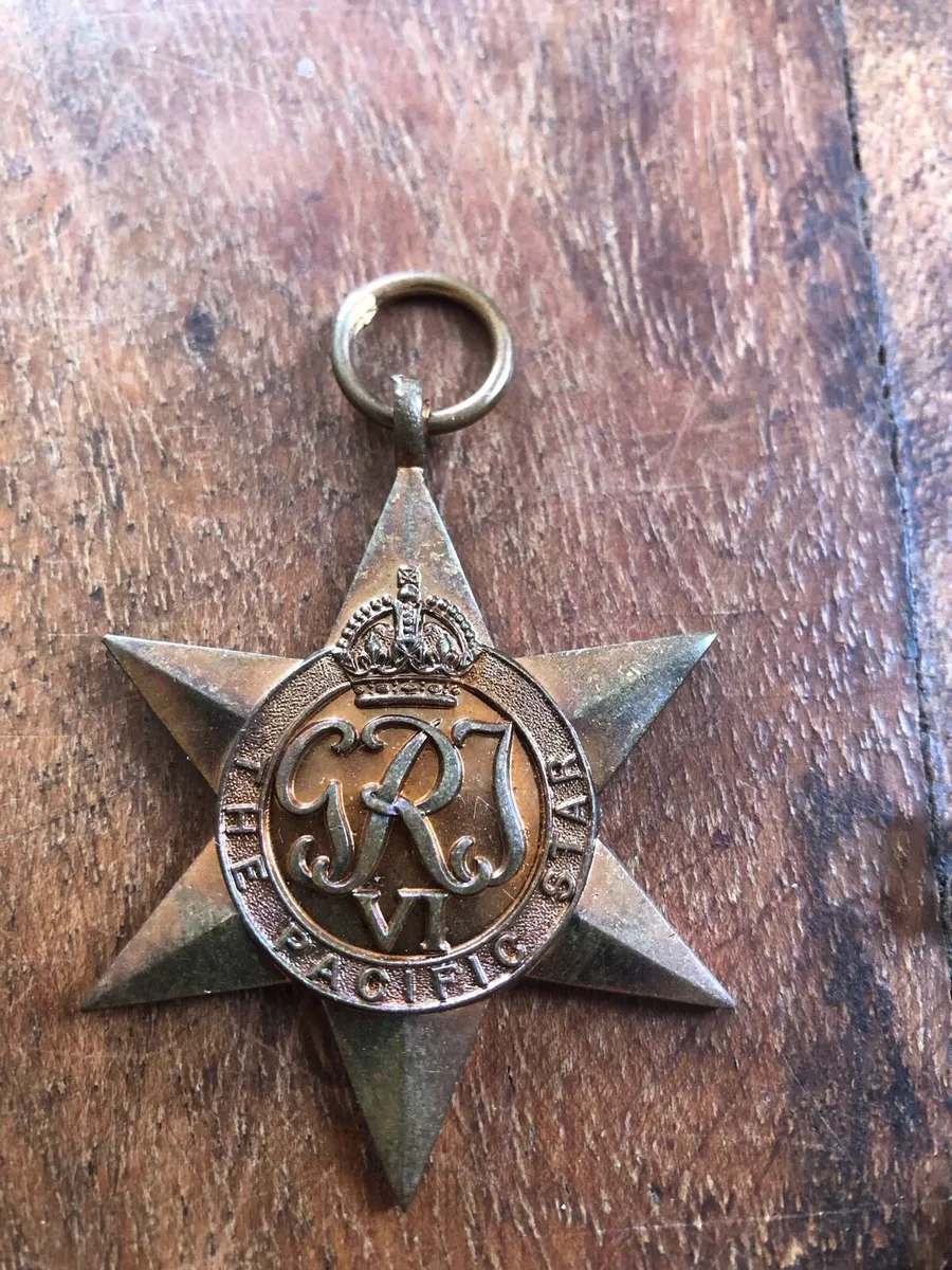 WW11 Medals - Image 3