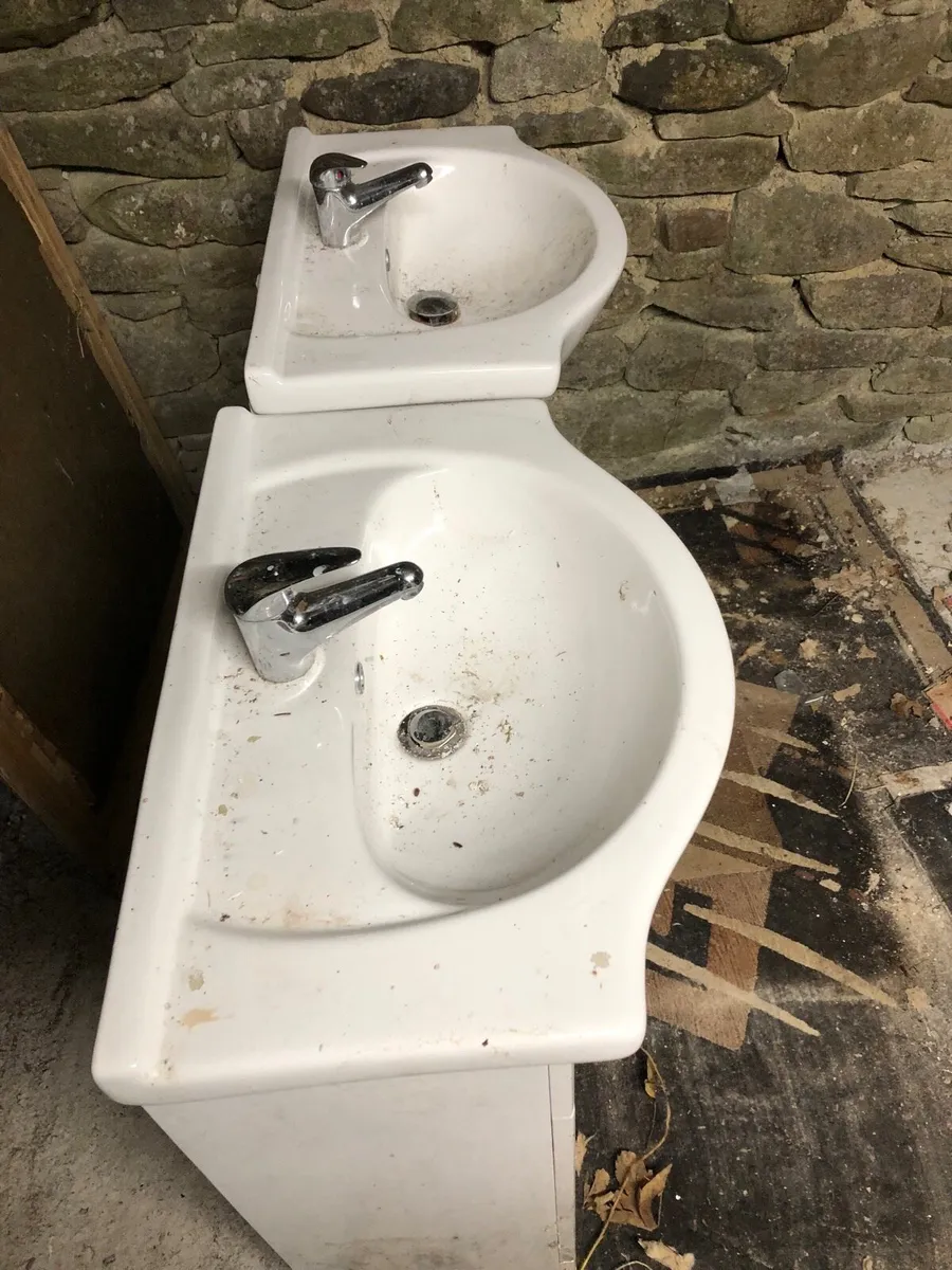 Vanity units - Image 1