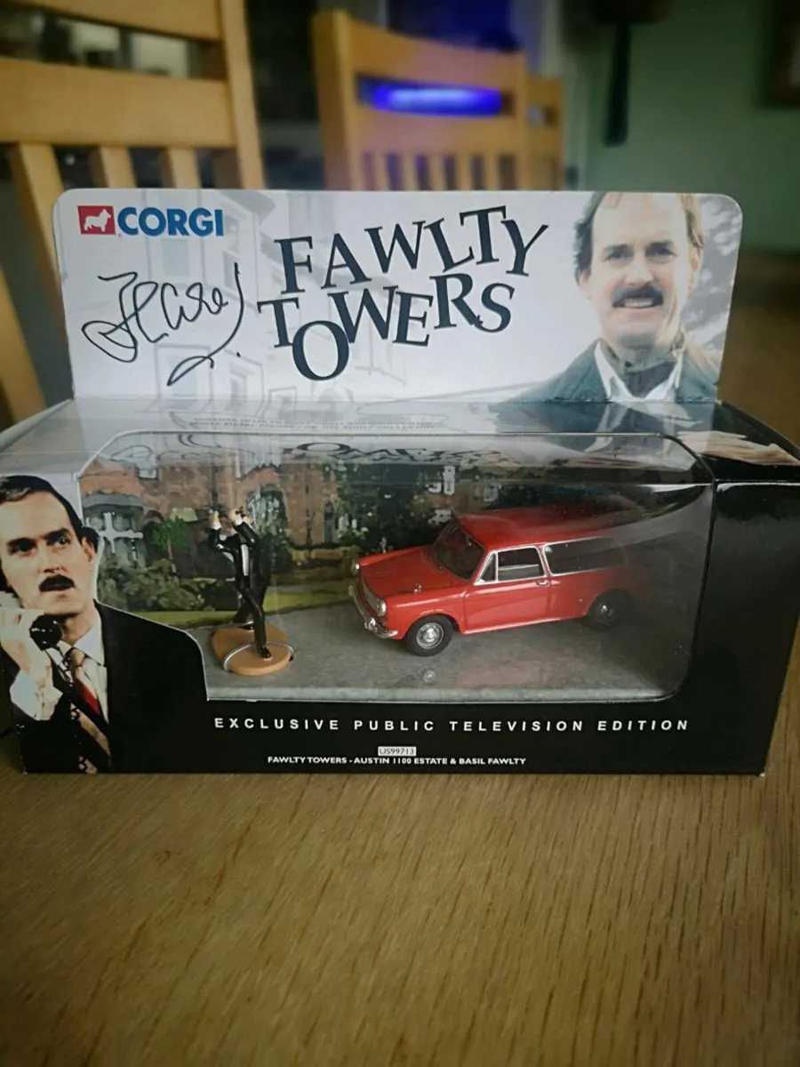 Collectible Model Car - Image 2