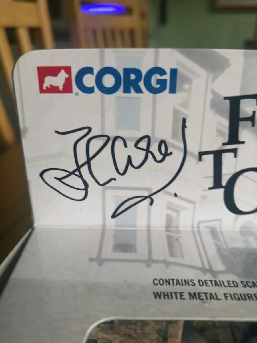 Collectible Model Car - Image 4