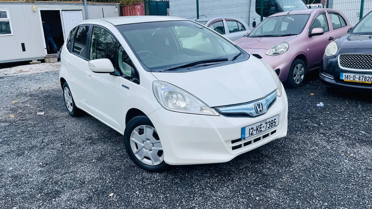 Honda Fit Hybrid Automatic - Image 1