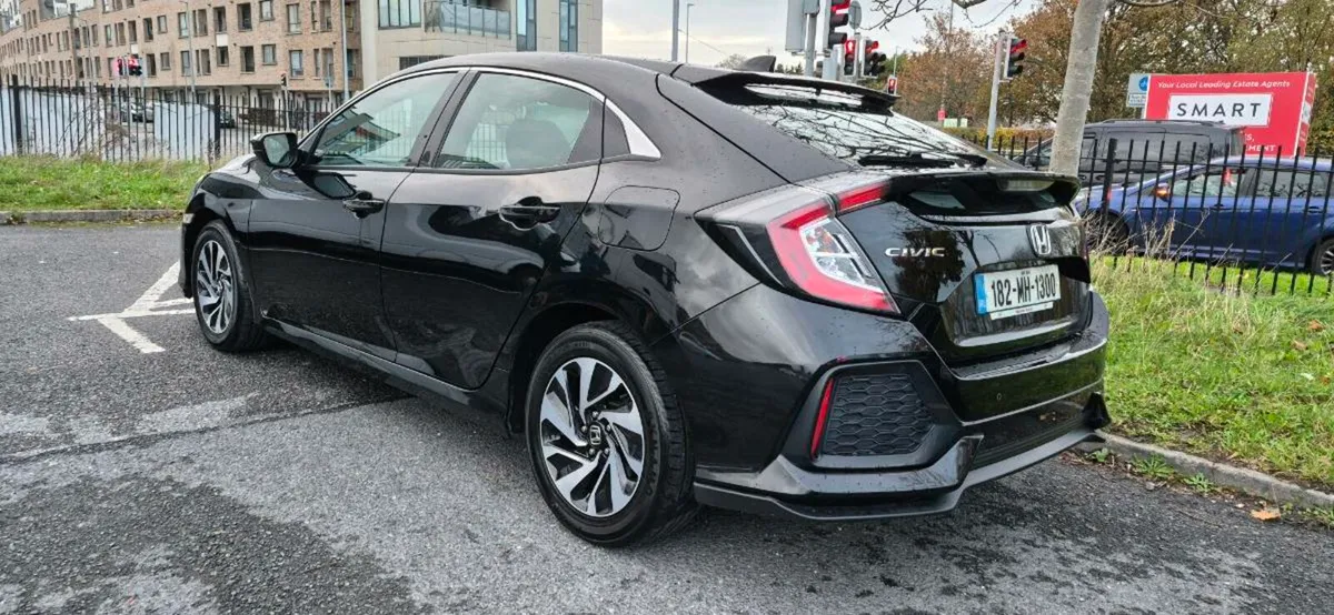 Honda Civic 1.0 petrol Full Service History - Image 3