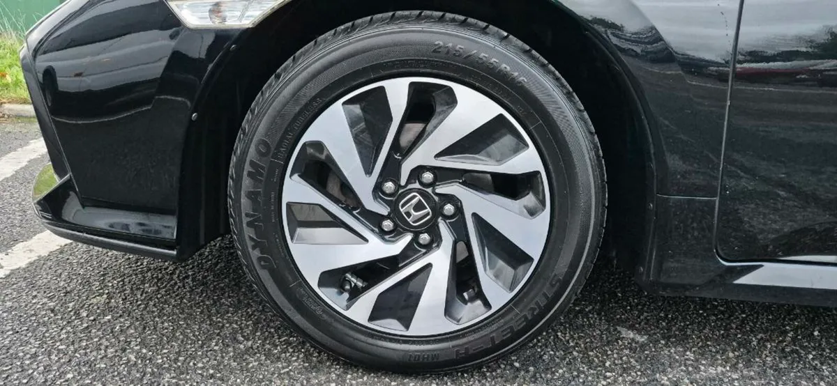 Honda Civic 1.0 petrol Full Service History - Image 4