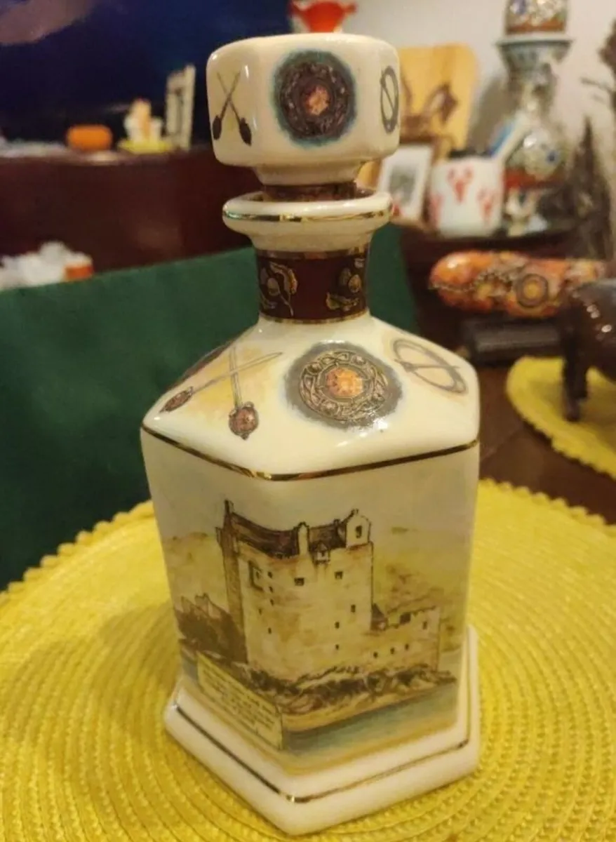Lovely rare decanter - Image 3