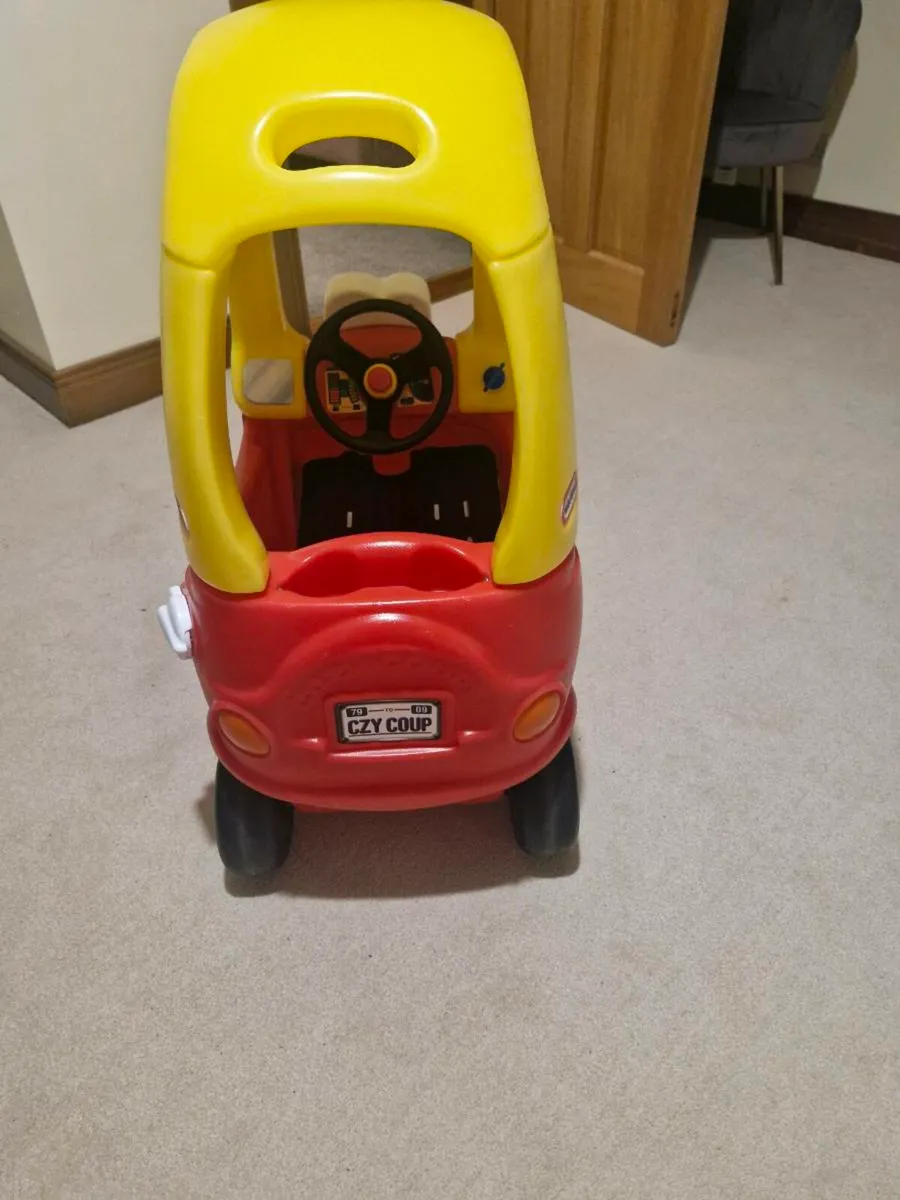 Little Tikes Cozy Coupe Car Classic Ride On - Image 4