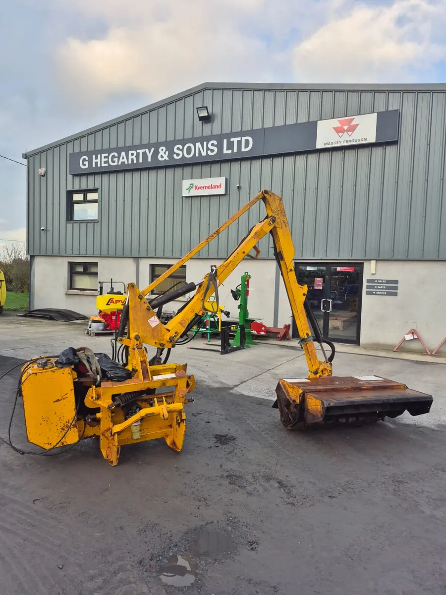 McConnel PA95 Hedgecutter - Image 1