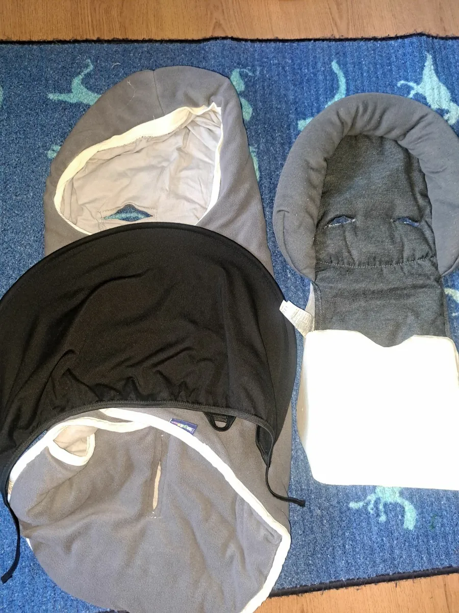 MaxiCosi Carrycot - Image 3