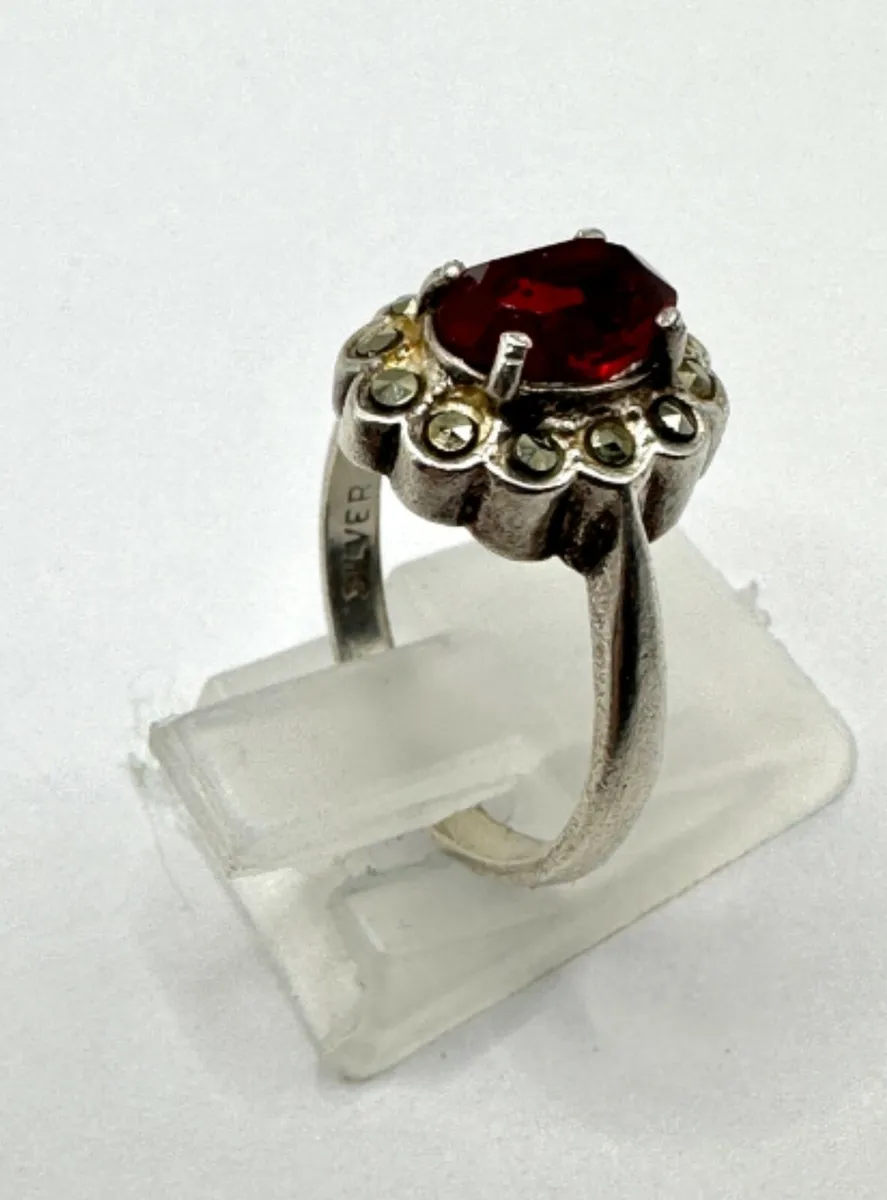 Silver Marcasite and Red Gemstone Cluster Ring - Image 2