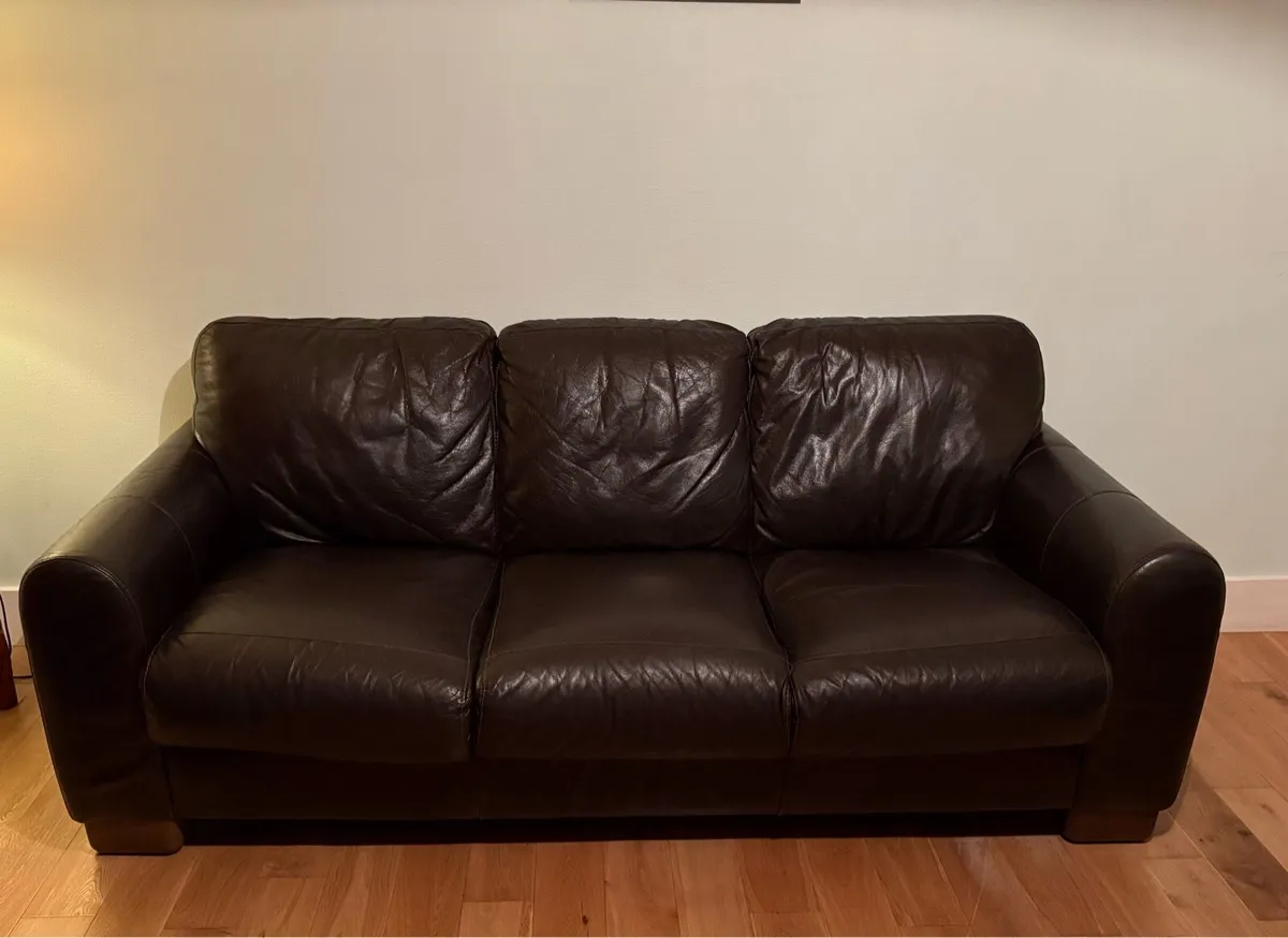 Leather Suite - Image 1