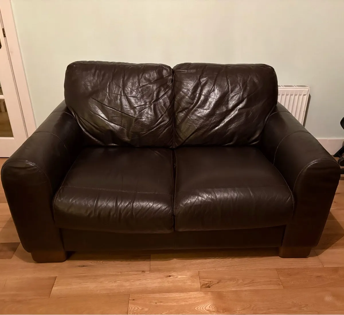 Leather Suite - Image 2