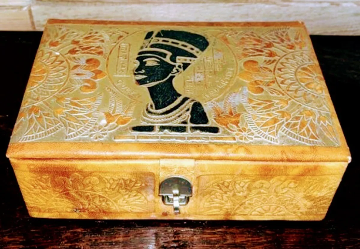 Vintage Egyptian Camel Leather Jewellery Box - Image 2