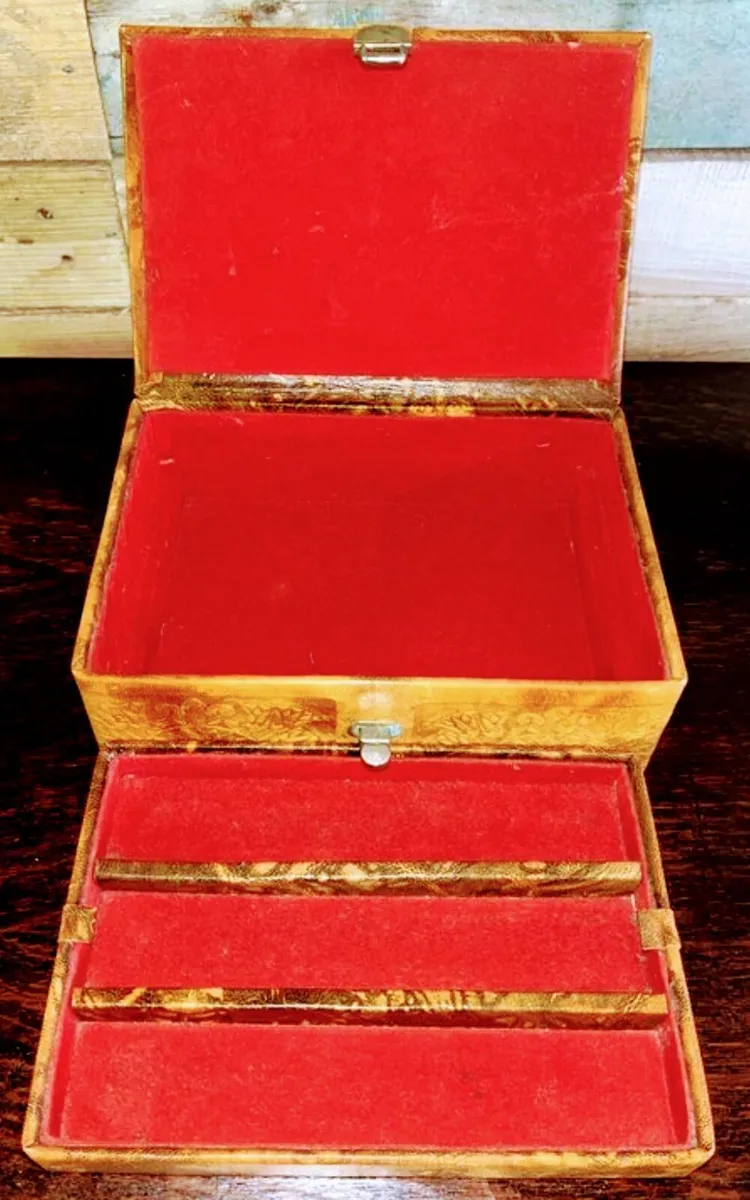 Vintage Egyptian Camel Leather Jewellery Box - Image 4