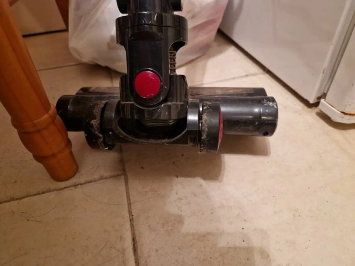 Silvercrest Cordless Upright Vacuum Cleaner - Image 4