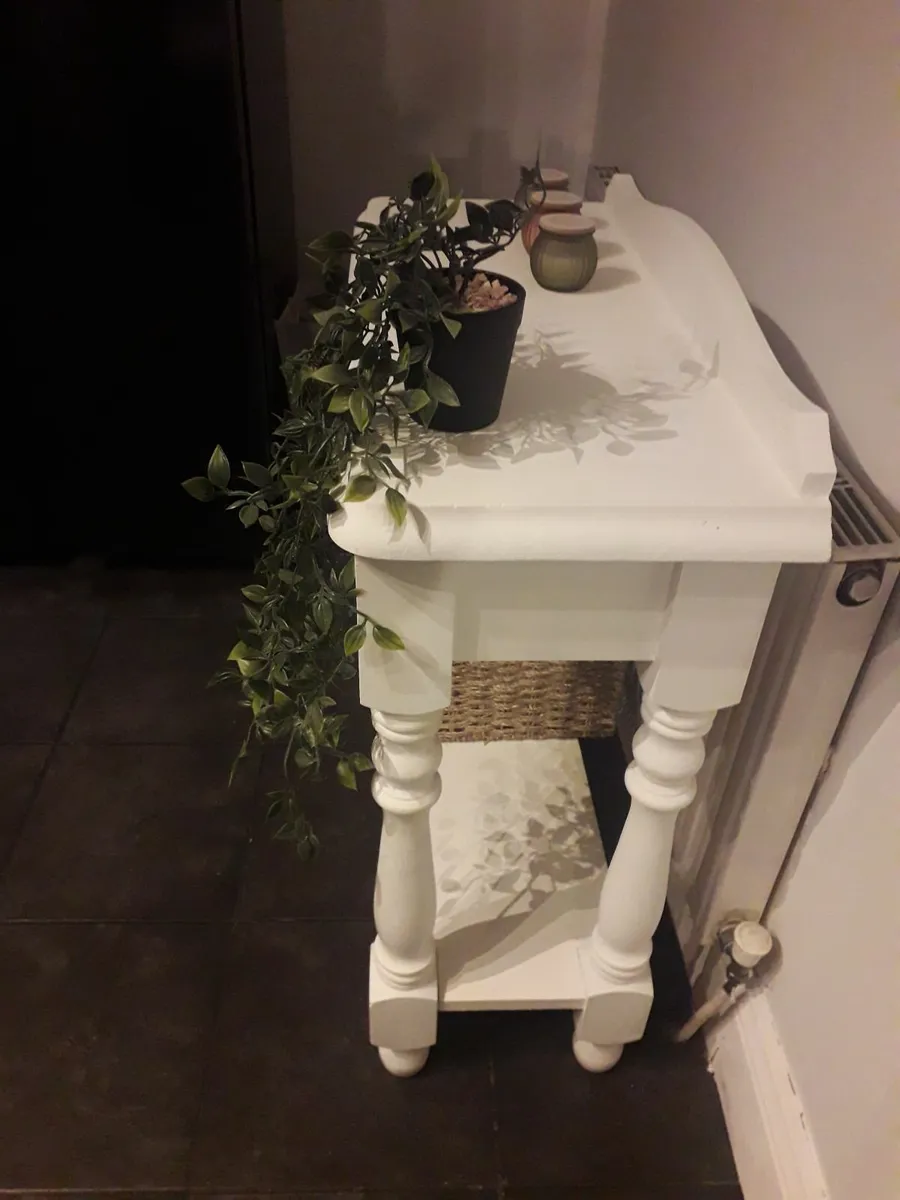 Console table - Image 4
