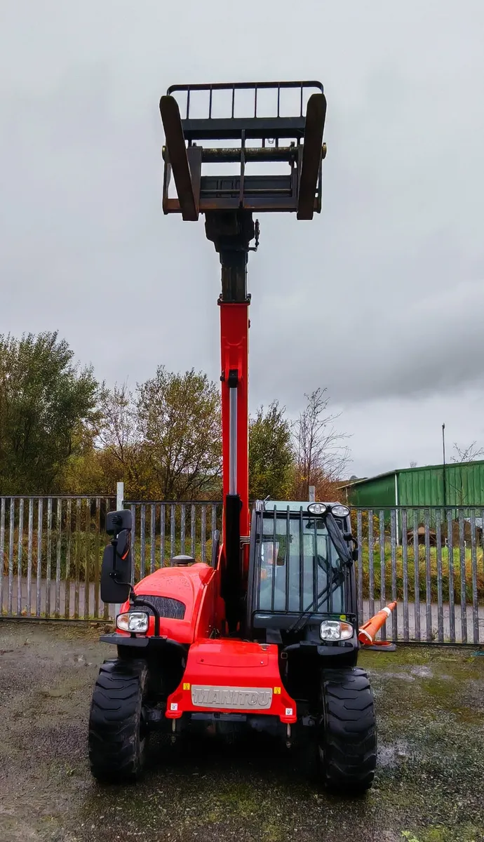 Manitou Telehandler - Image 3