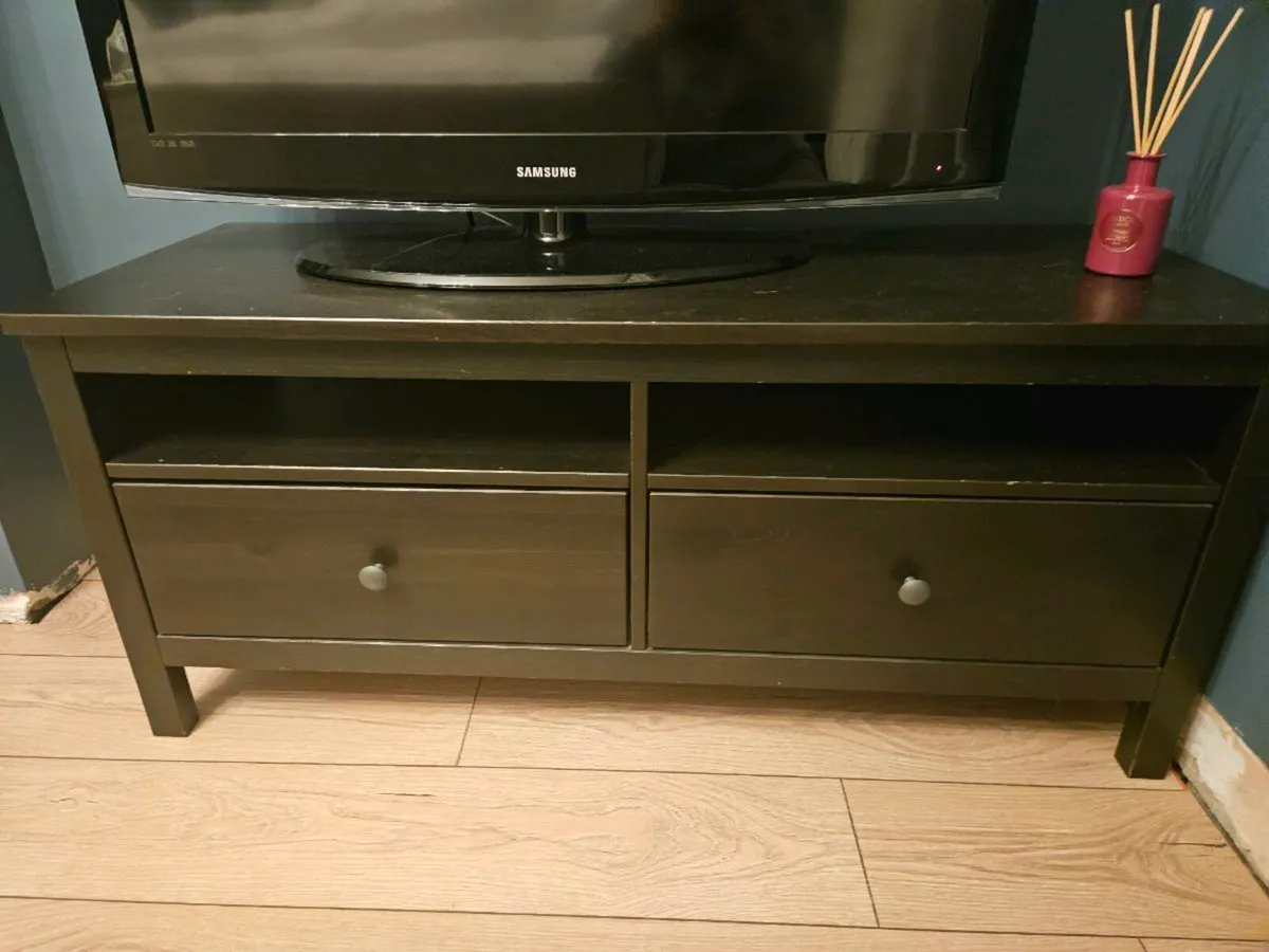 Hemnes TV stand - Image 1