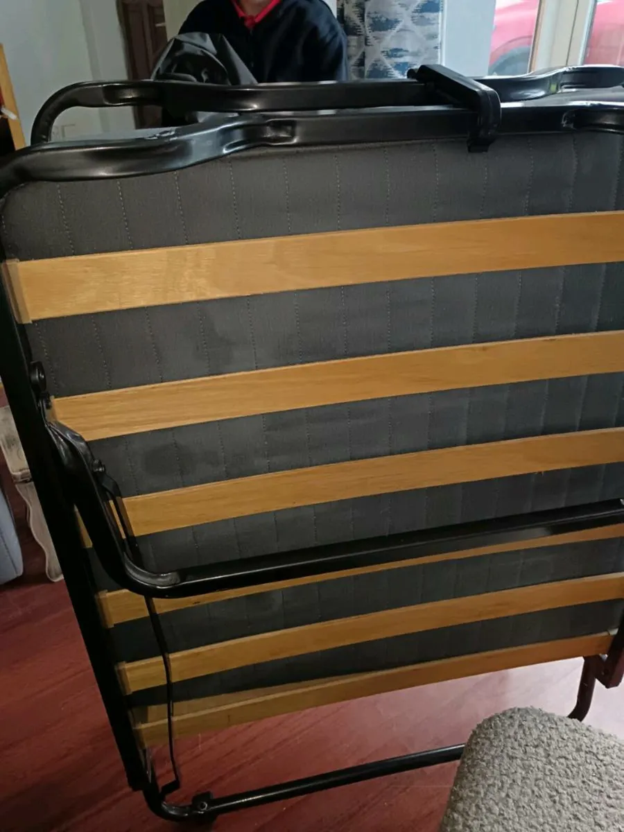 Fold up Bed - Image 2
