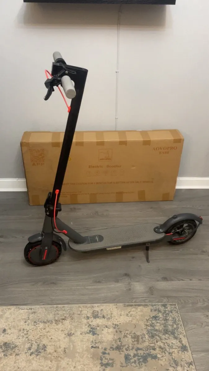 Aovo pro ES80 Electric scooter - Image 1