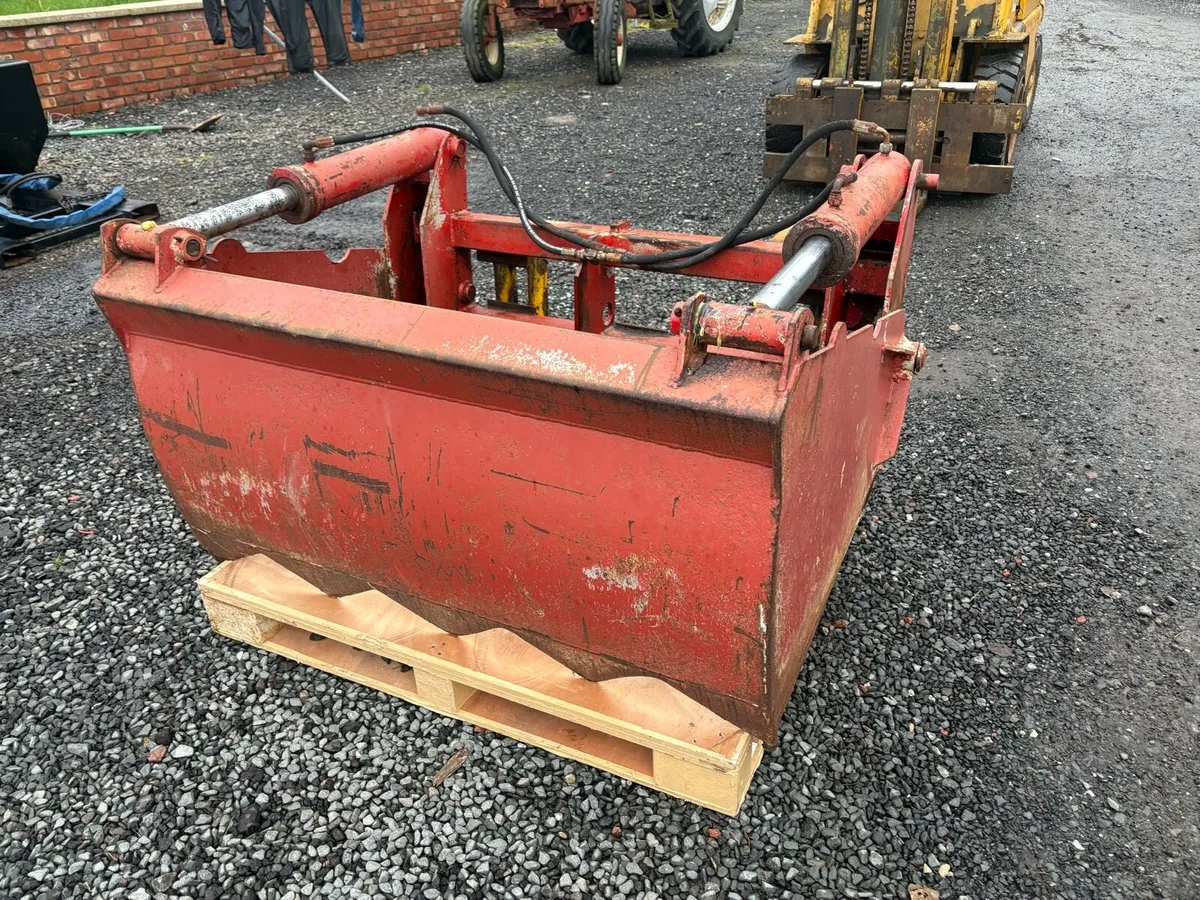 Mchale 4 Foot Sheargrab Silage - Image 3
