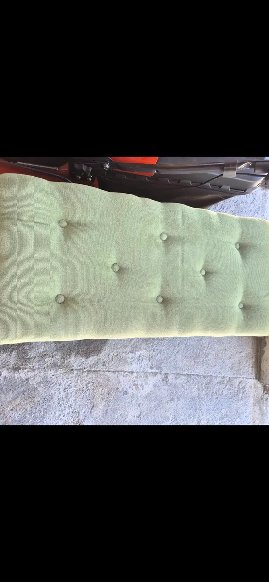 Green storage box - Image 2