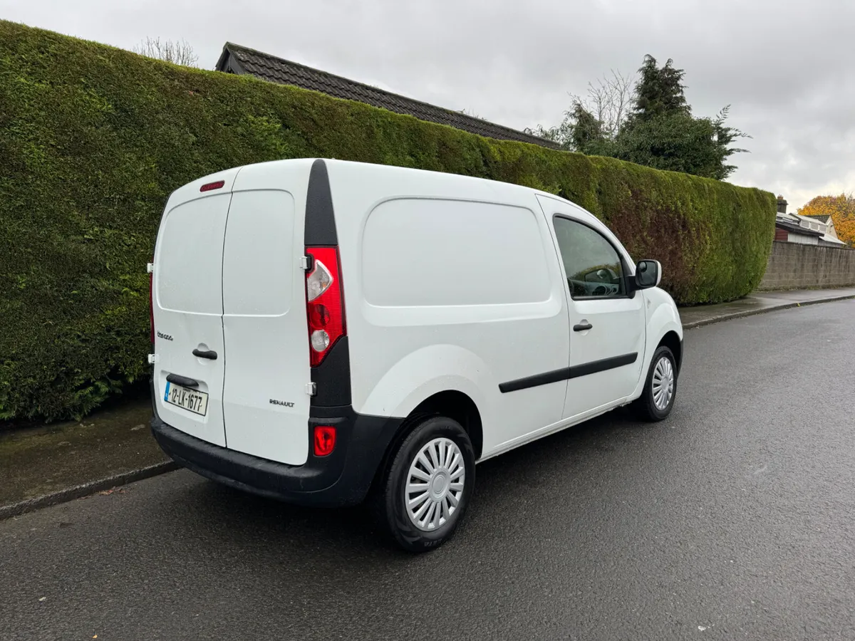 Renault Kangoo cvrt 8/26 low mileage AIRCON - Image 2