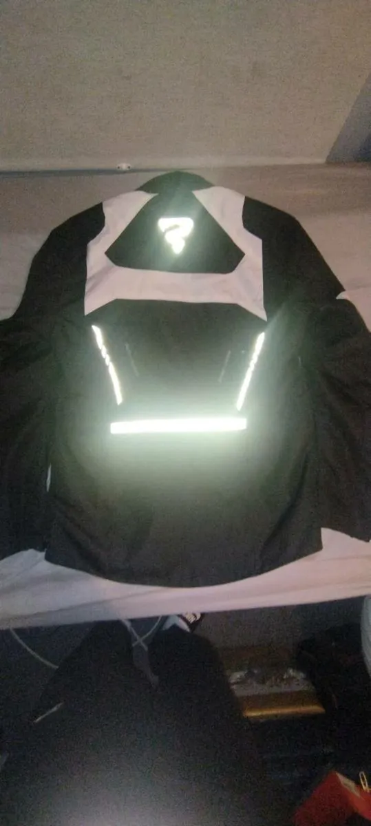 Motorbike jacket - Image 4