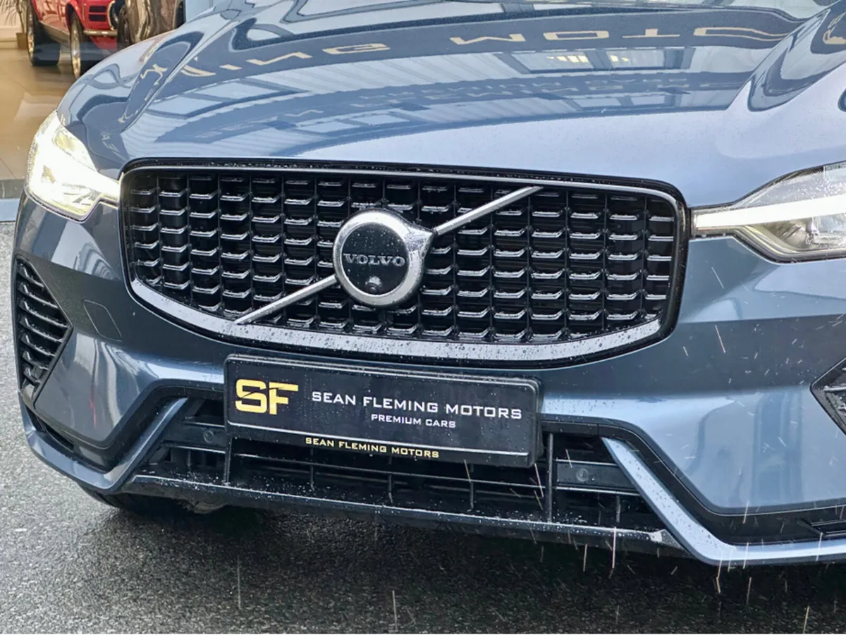 Volvo XC60 + T6 RECHARGE AWD AU PLUS - Image 4