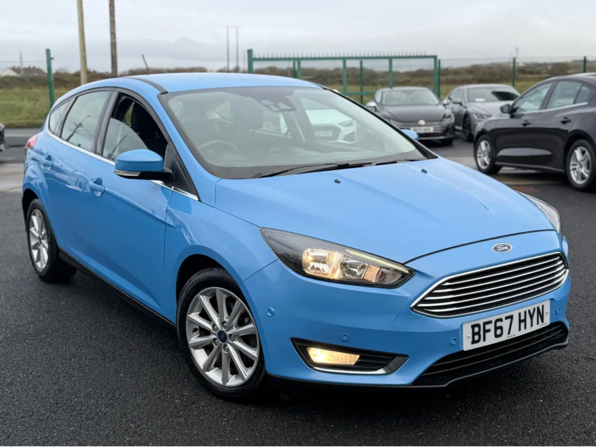 Ford Focus TITANIUM TDCI - Image 2