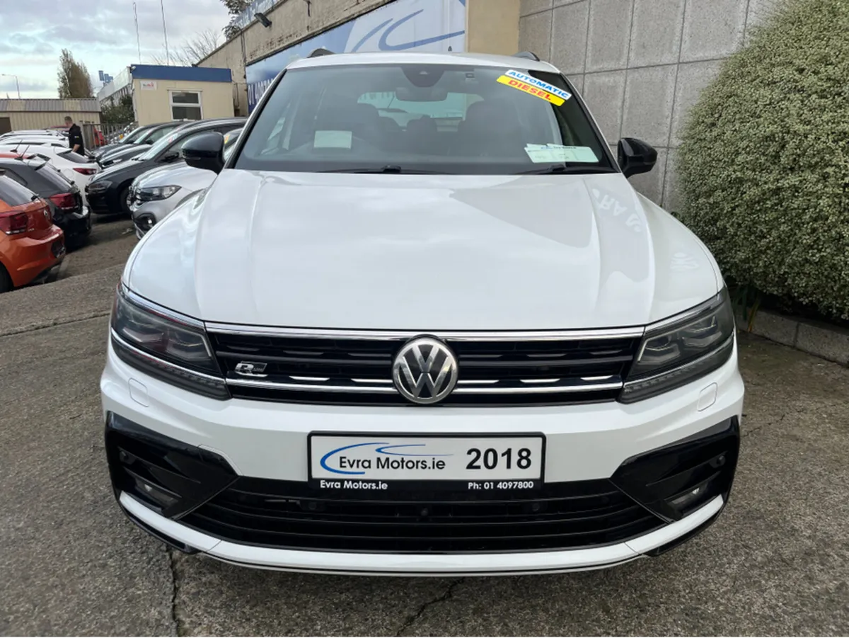 Volkswagen Tiguan R-LINE 4MOTION AUTOMATIC 2.0 DIE - Image 2