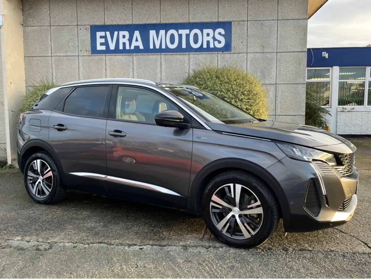 Peugeot 3008 FL ALLURE 1.6 PETROL PHEV 225BHP HYBR - Image 3