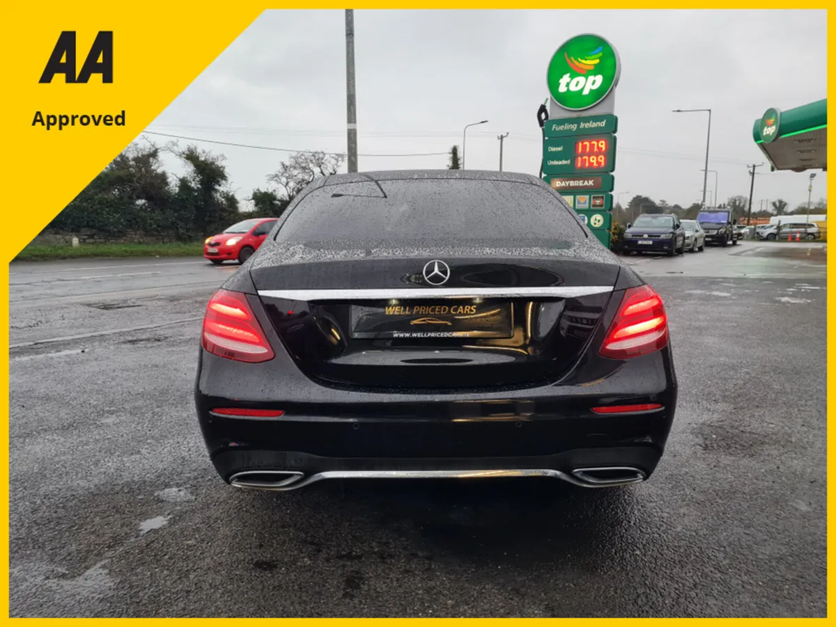 Mercedes-Benz E-Class E SERIES D AMG LINE AMBIENT - Image 3