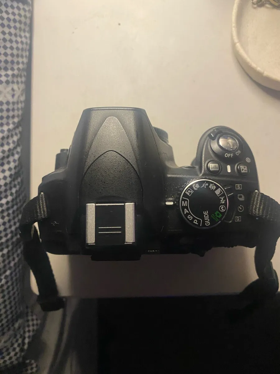 Nikon D3100 (with photos for reference) - Image 2
