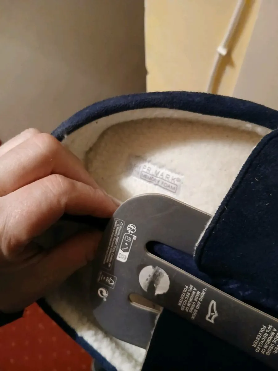 Gents slippers - Image 4