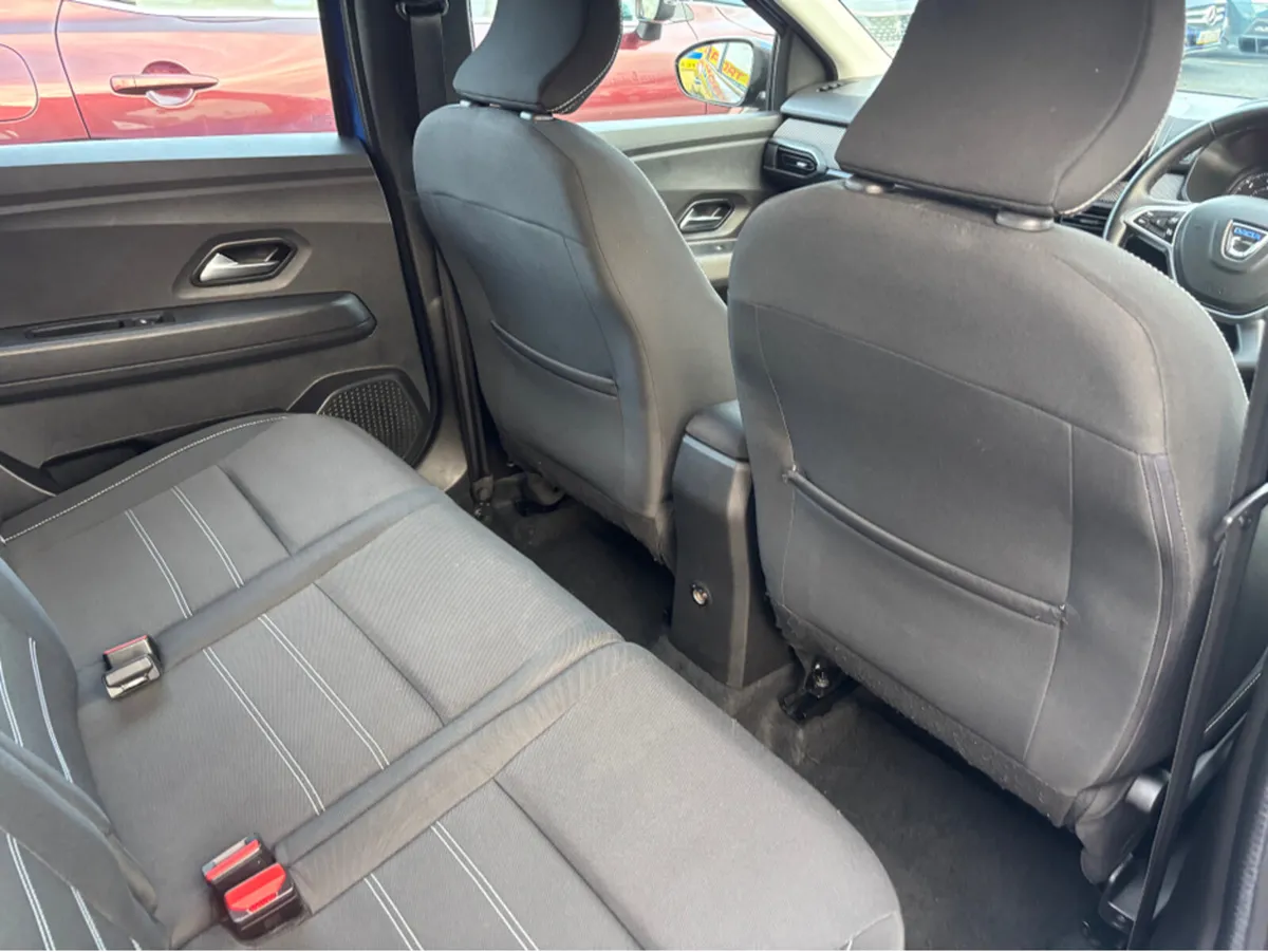 Dacia Jogger COMFORT TCE 110 5DR 7 seat - Image 3