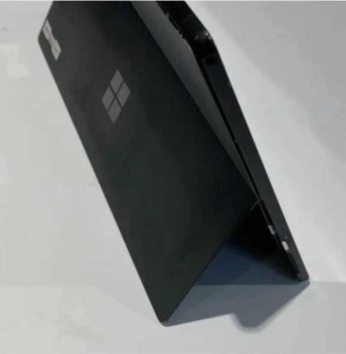 Surface Pro 7 Touch Black 12" Tablet i7 16GB 256GB - Image 3