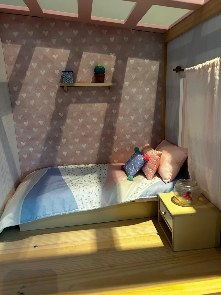 Our Generation dolls house - Image 3