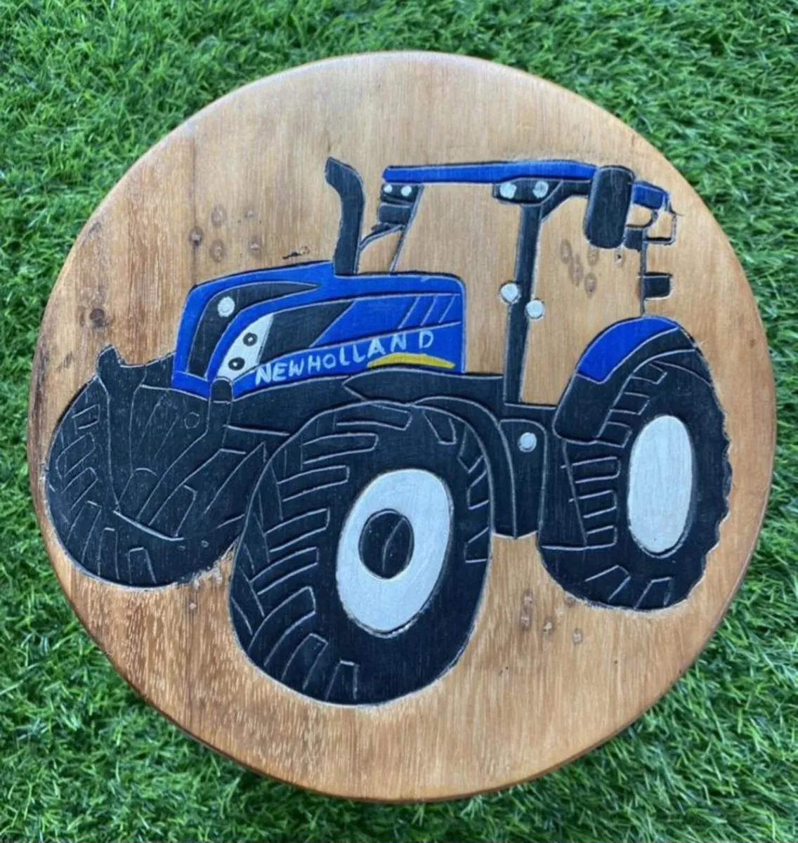 Children's stools in Hardwood - Image 1
