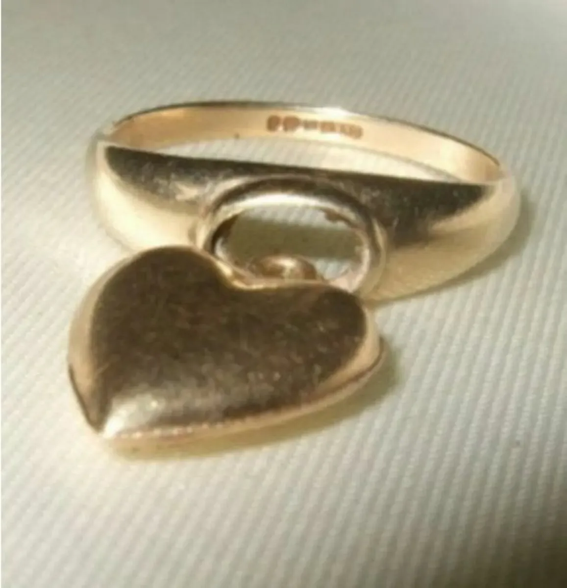 Vintage 14ct & 9ct Gold Charm Ring - Image 2