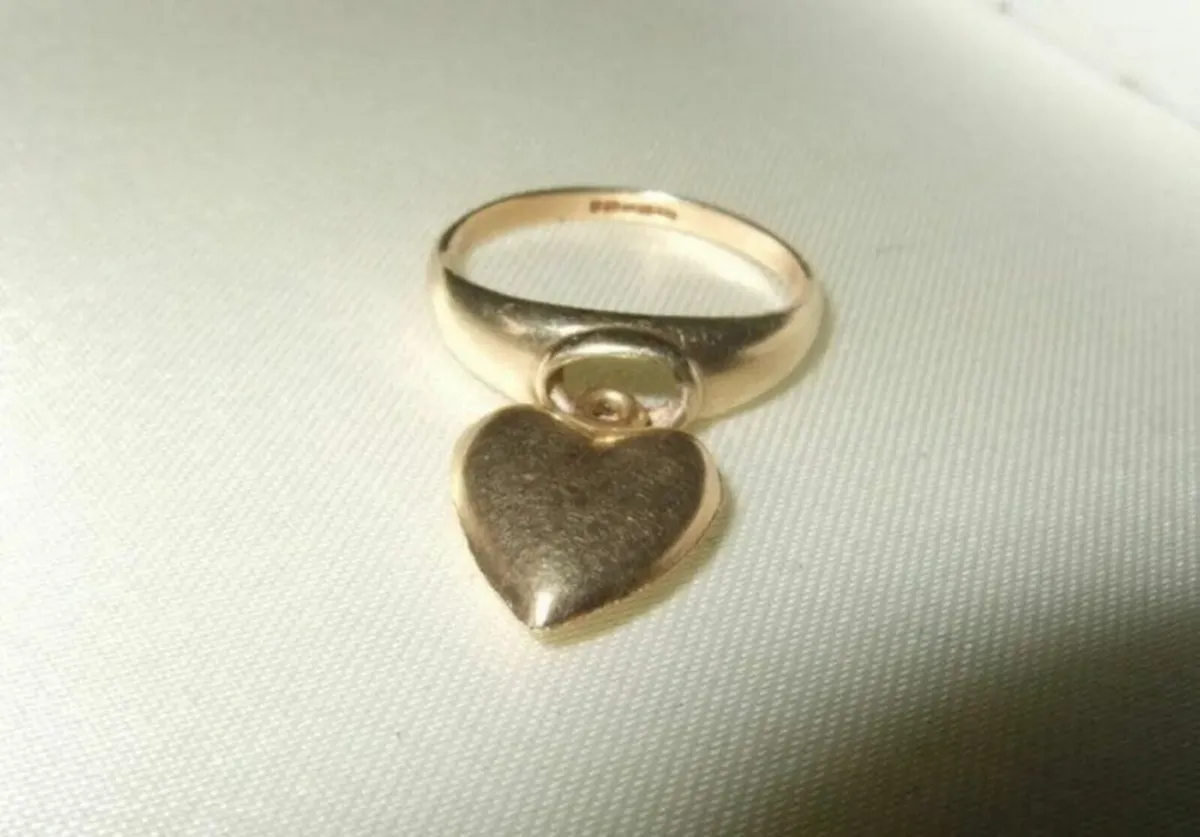 Vintage 14ct & 9ct Gold Charm Ring - Image 4