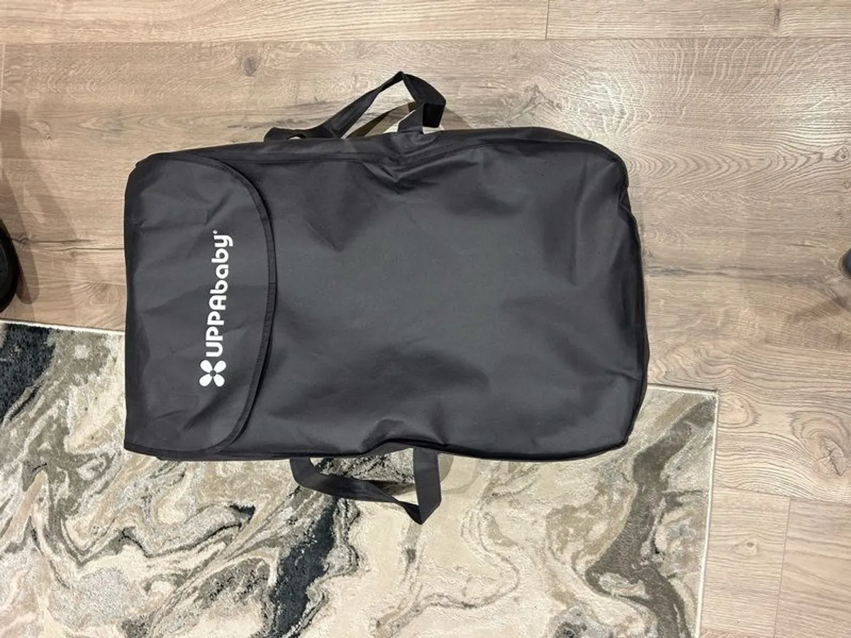 uppababy vista and car seat bundle - Image 4