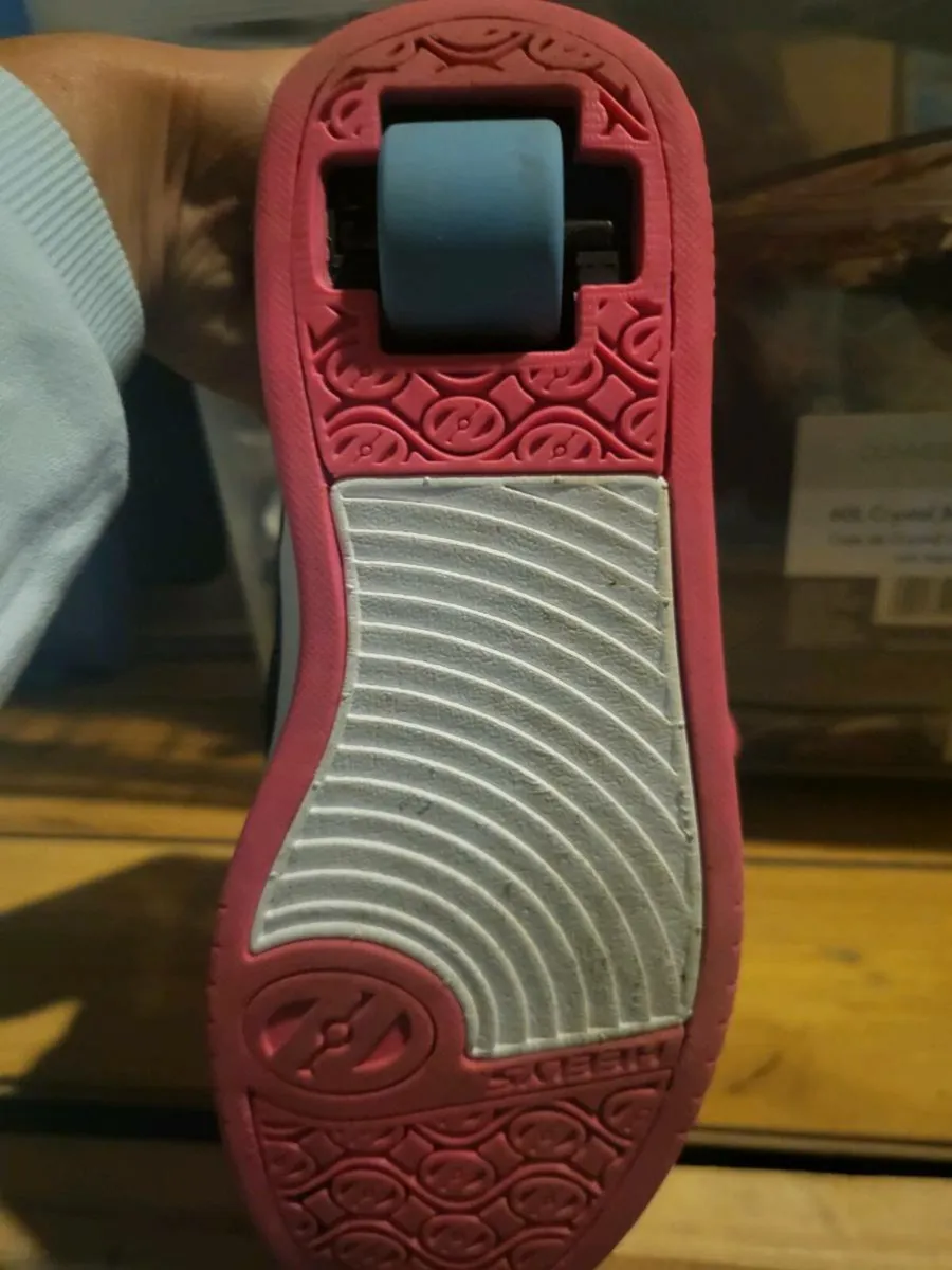 Heelys - Image 2