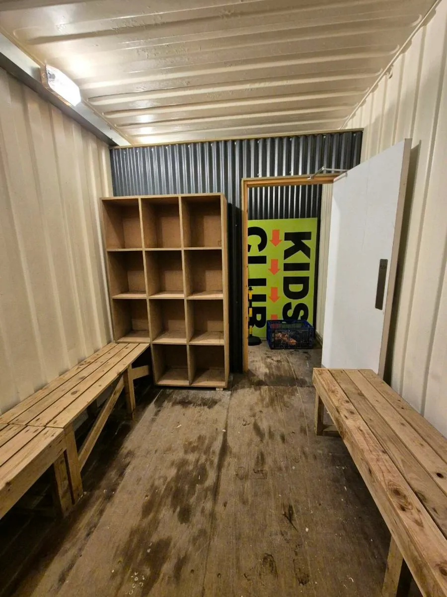 Changing Room  / Business Container - Image 1